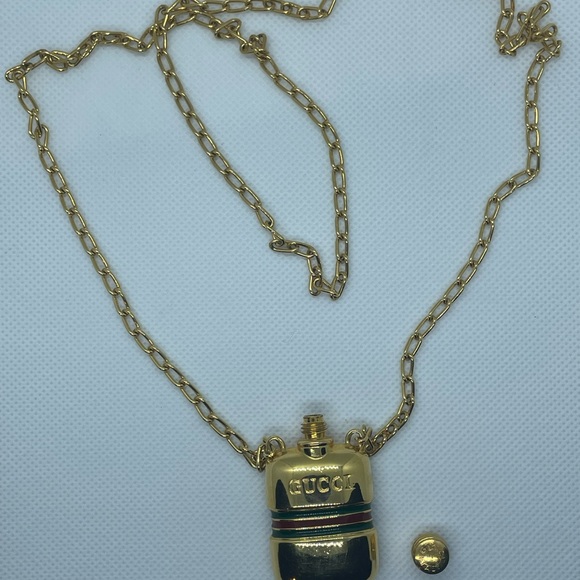 VINTAGE GUCCI GG ENAMEL FLASK PERFUME BOTTLE CHAIN NECKLACE - Picture 7 of 10